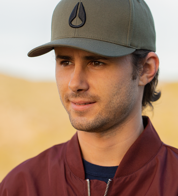 Deep Down Flexfit Athletic Fit Hat - Oliva scuro